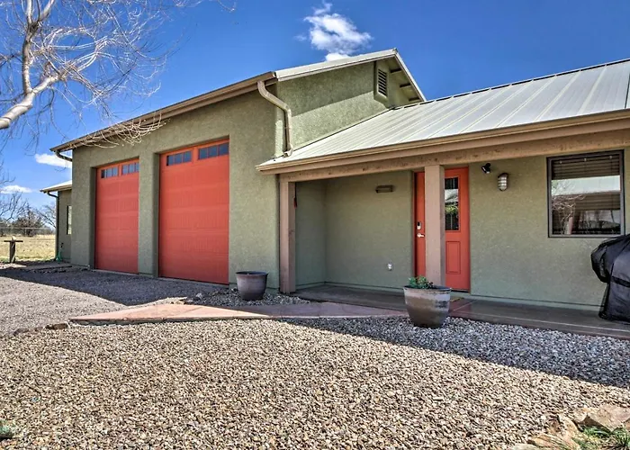 Cozy Casita W/ Gas Grill: Pets Welcome! * Elgin
